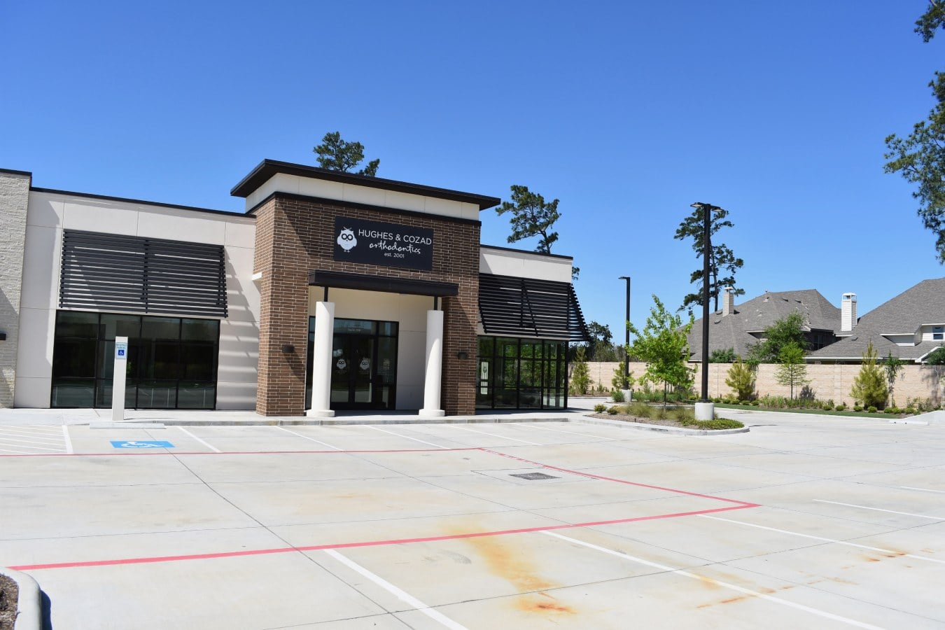 Outside view of Hughes & Cozad Orthodontics